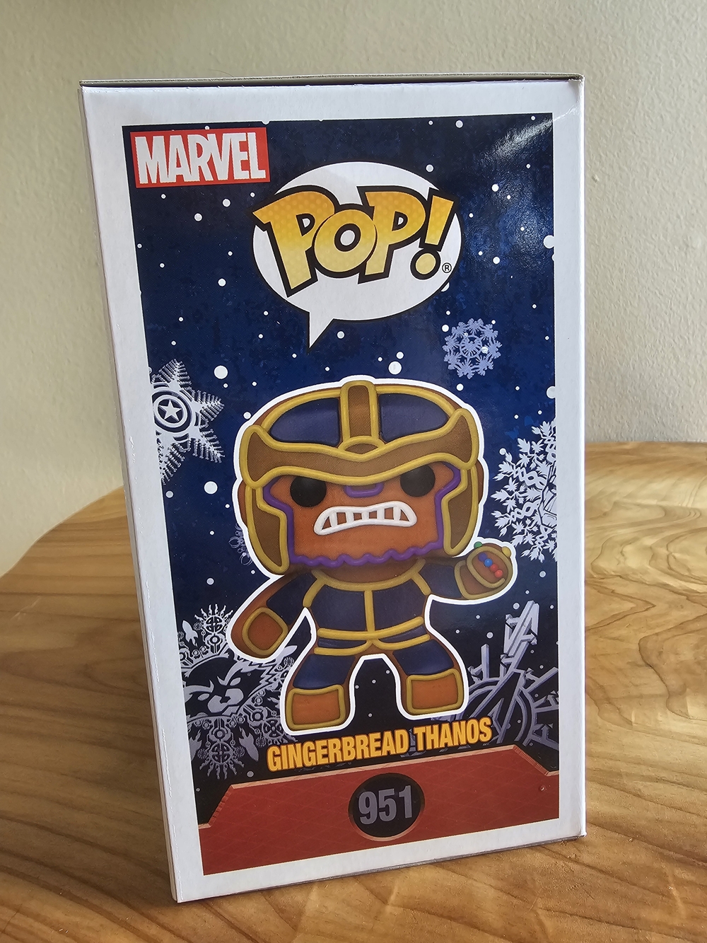 Funko Pop! Marvel 951 Gingerbread Thanos Vinyl Figure - Purple & Gold - Picture 3 of 6